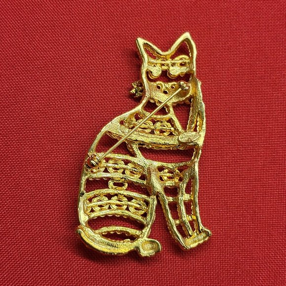 Danecraft Gold Tone Metal Cat Pin Brooch - Picture 3 of 10